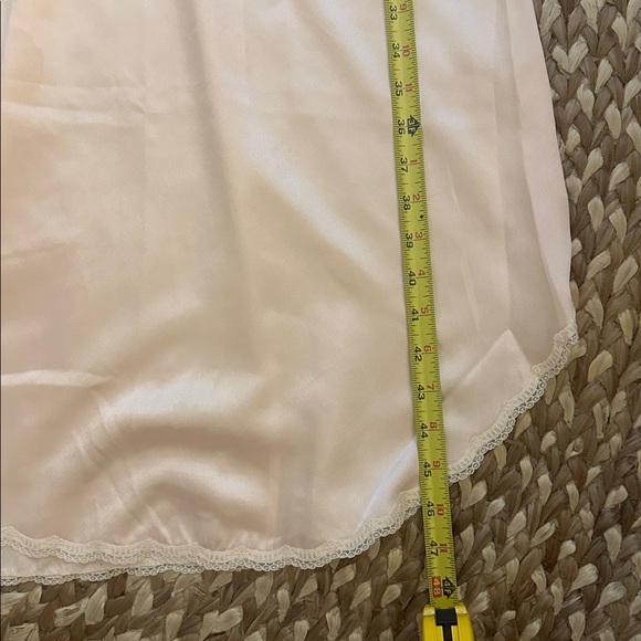 Vintage Christian Dior silk night gown lace ruffle bow feminine light pink large - Picture 8 of 8